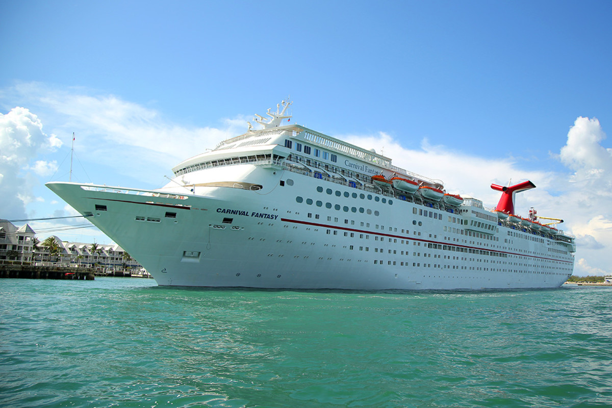 Carnival Corp Extends Slump; P&O Brand Cancels 2021 ...