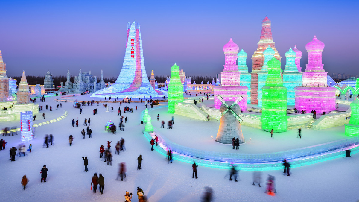 27 Harbin china aphotostory : Shutterstock