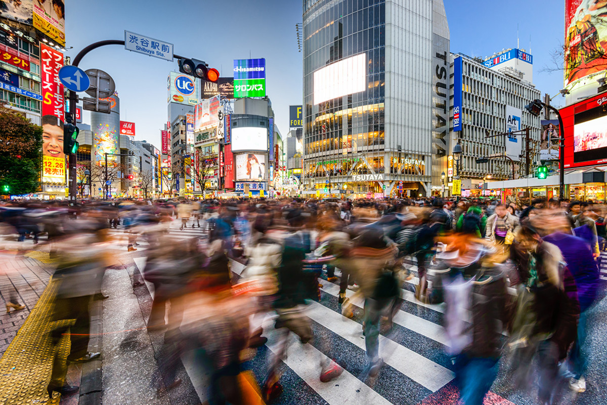 19 japan tokyo ESB Professional : Shutterstock