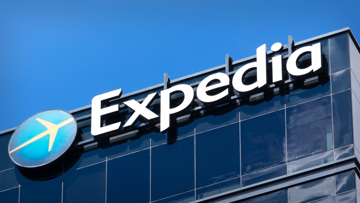 amex travel and expedia