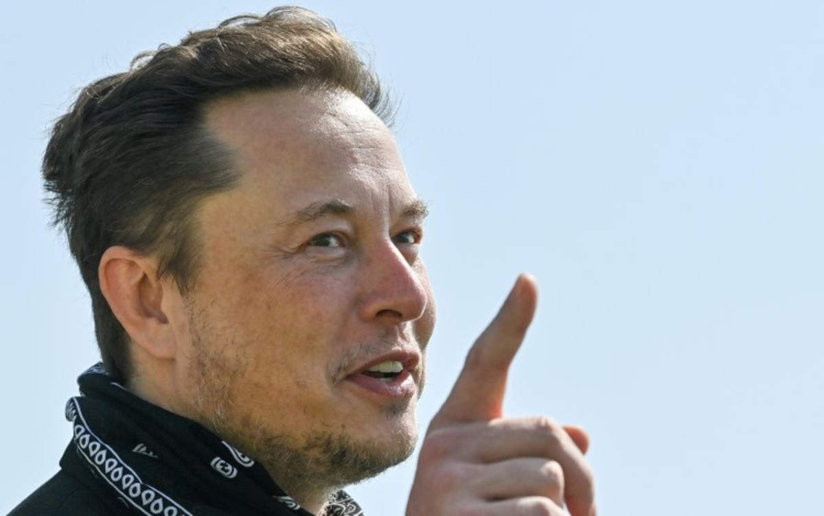 Tesla Stock Leaps On Musk Twitter ‘Hold’, But China, Bitcoin Weigh