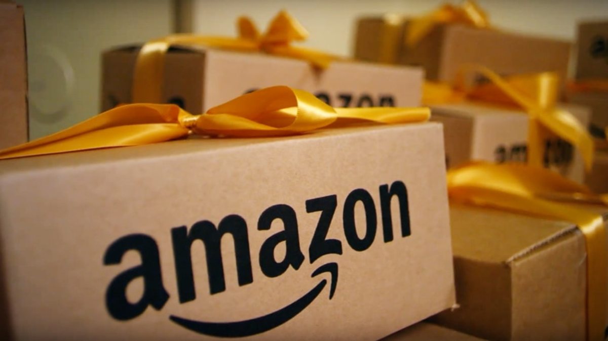 Figure 1: Amazon's holiday season box.