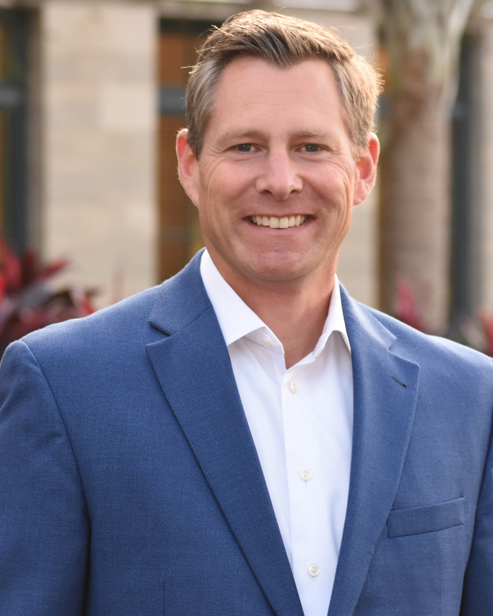 Brett Fellows, CFP®, is the founder and president of Oak Capital Advisors in Charleston, South Carolina. As a small business owner and financial planner, Brett's expert insights help entrepreneurs successfully exit their businesses and plan for a financially secure retirement.