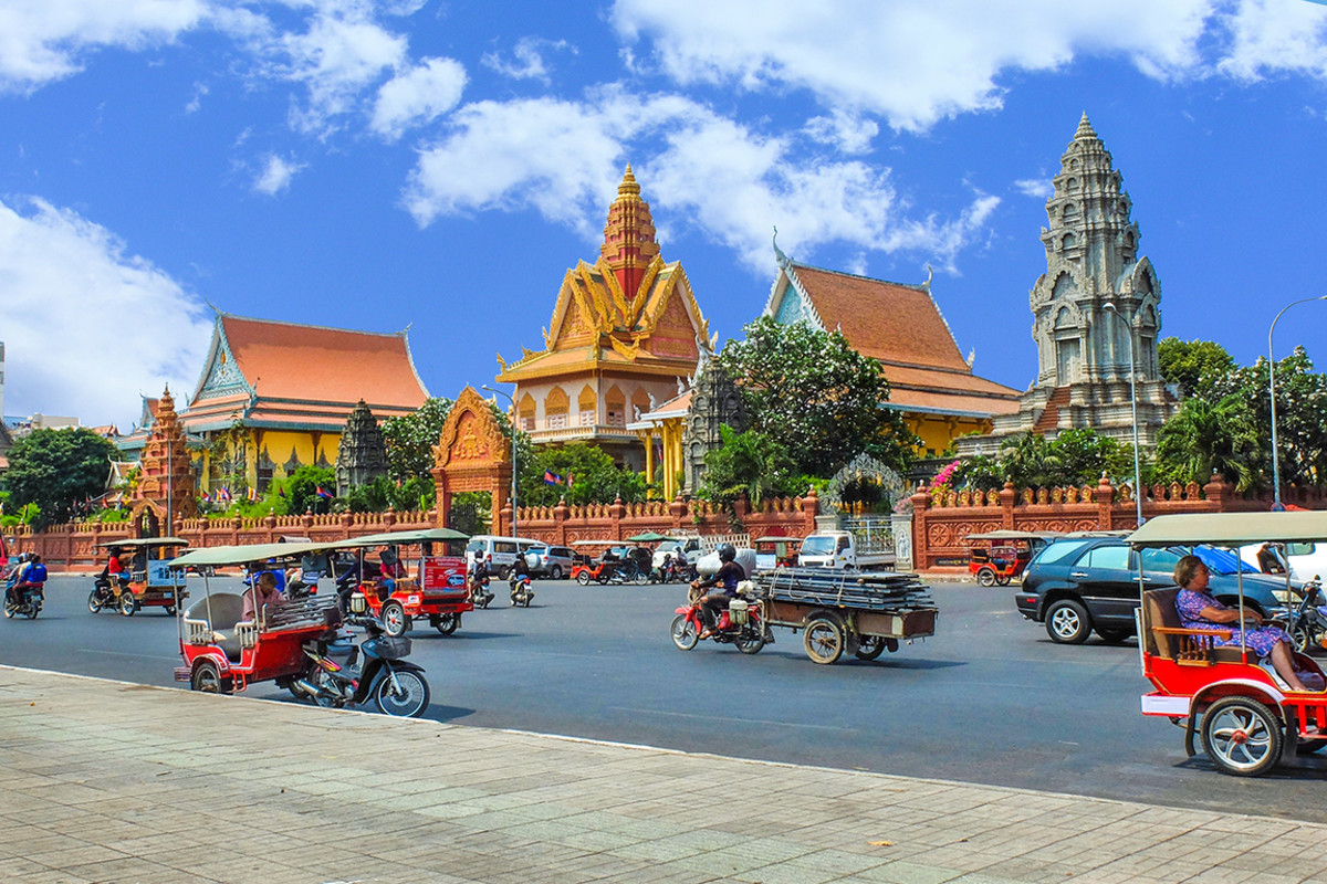 26 cambodia Akarat Phasura : Shutterstock