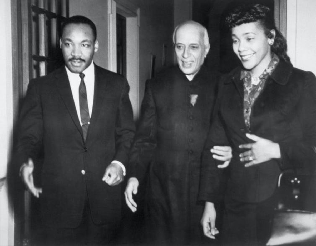 Indian Prime Minister Jawaharlal Nehru, center, is flanked by guests Martin Luther King and wife Coretta Scott King during a one-month visit to India in 1959. Bettmann