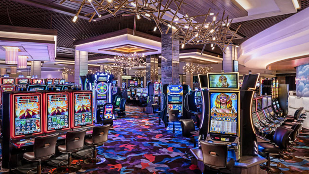 Las Vegas Strip Casino Operators Eye Something New (and It