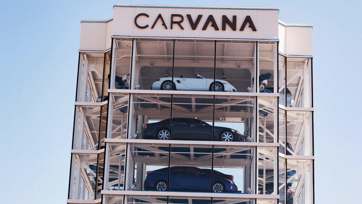 Collapse of Carvana, the ‘Amazon of Used Cars’, Continues