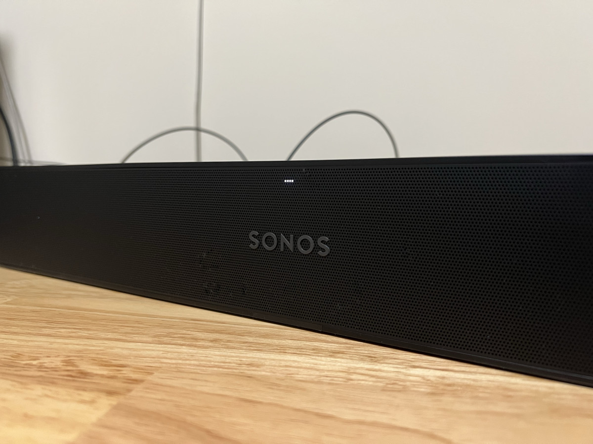 Sonos Ray Review: a Tiny Soundbar Brightens a Room - TheStreet