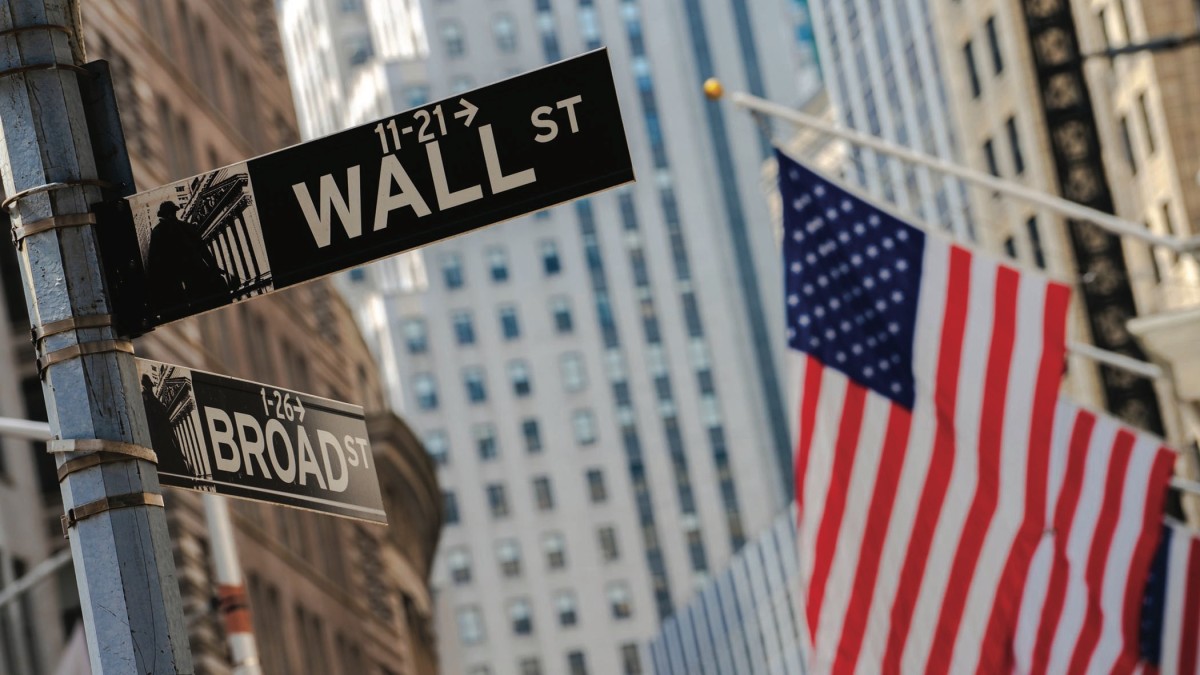 Figure 1: Wall Street sign.