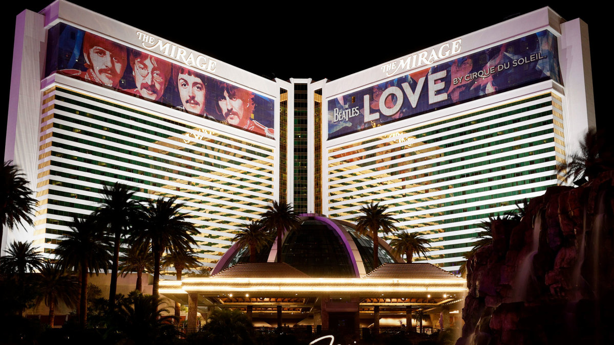 Las Vegas Strip Icon Getting a Major Makeover - TheStreet