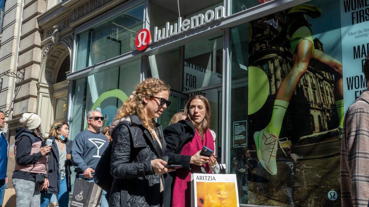 How to Get Free Lululemon Leggings (Act Fast) - TheStreet