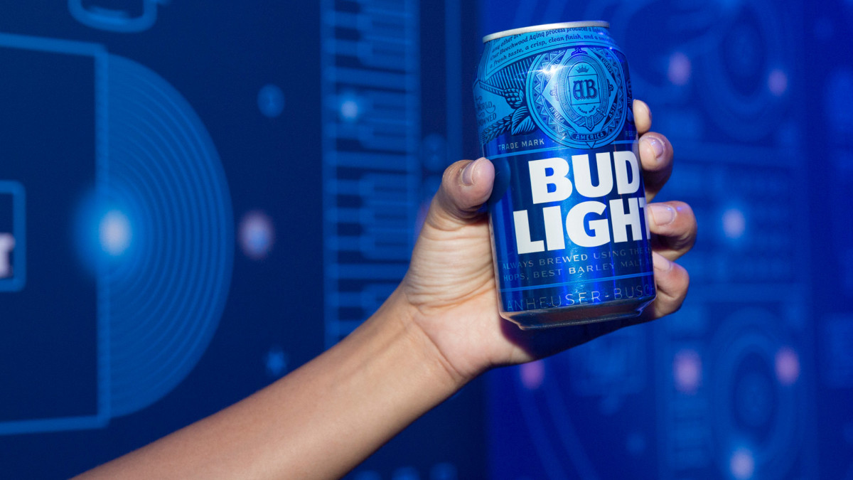 Bud Light faces a new scandal Anheuser-Busch could have seen coming -  TheStreet