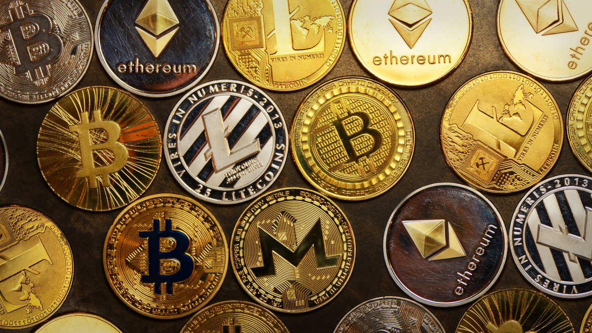 How Cryptocurrency Categories Are Making Sense of Bitcoin, Metaverse, DeFi,  and Crypto Universe - TheStreet Crypto: Bitcoin and cryptocurrency news,  advice, analysis and more