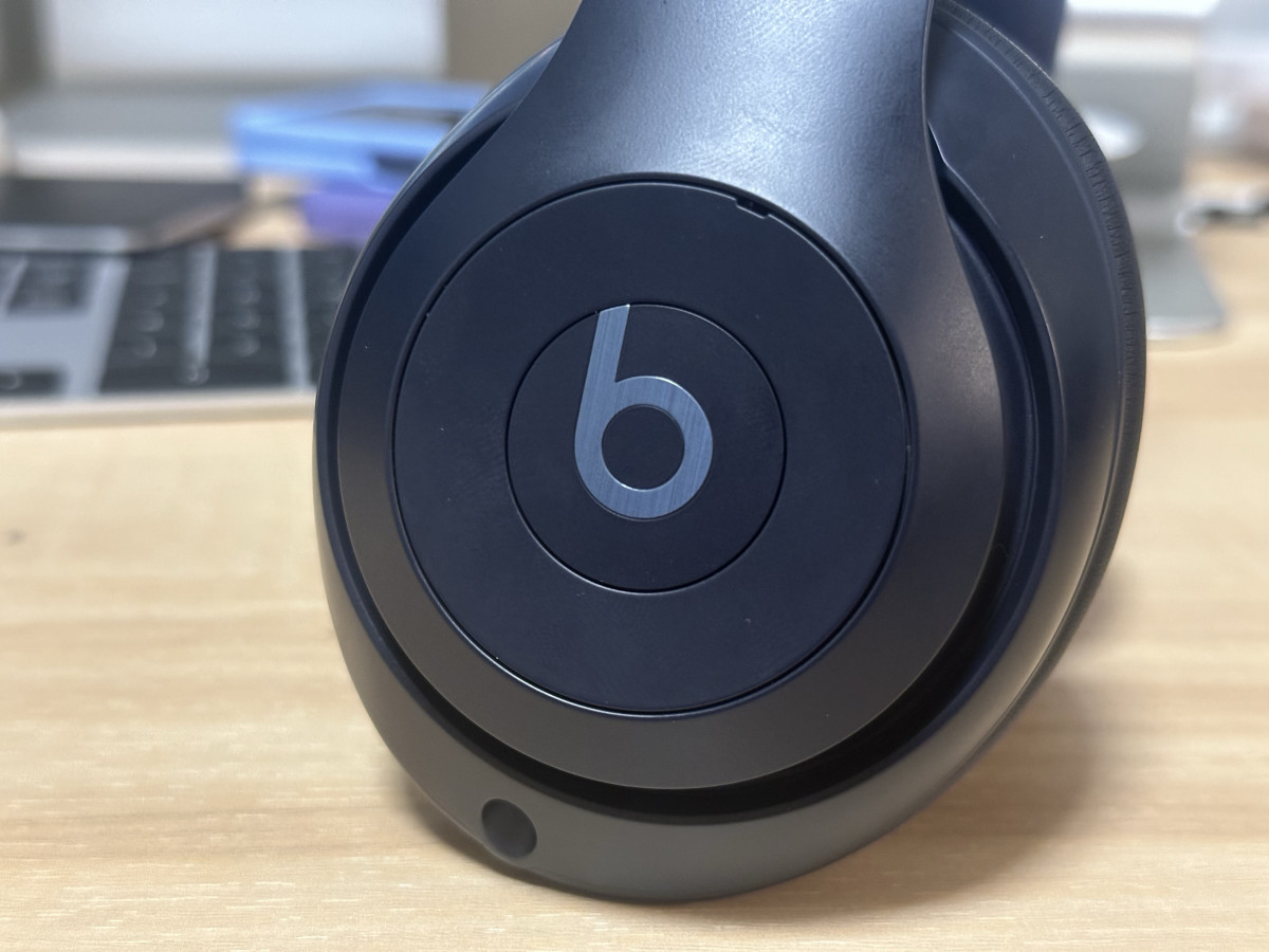 Beats Studio Pro Review: Similar Looks, Bolder Sound - TheStreet