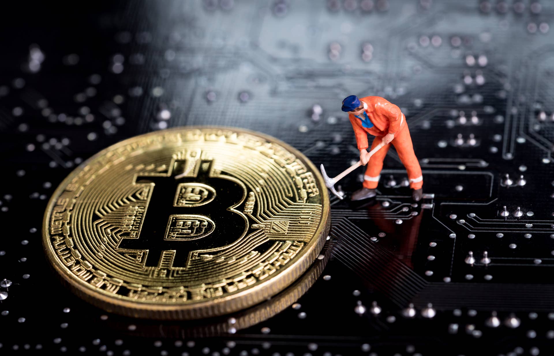Bitcoin Miners Are No Longer 'HODLing,' Thanks to High Energy Costs and A Market Downturn - Vimarsana News