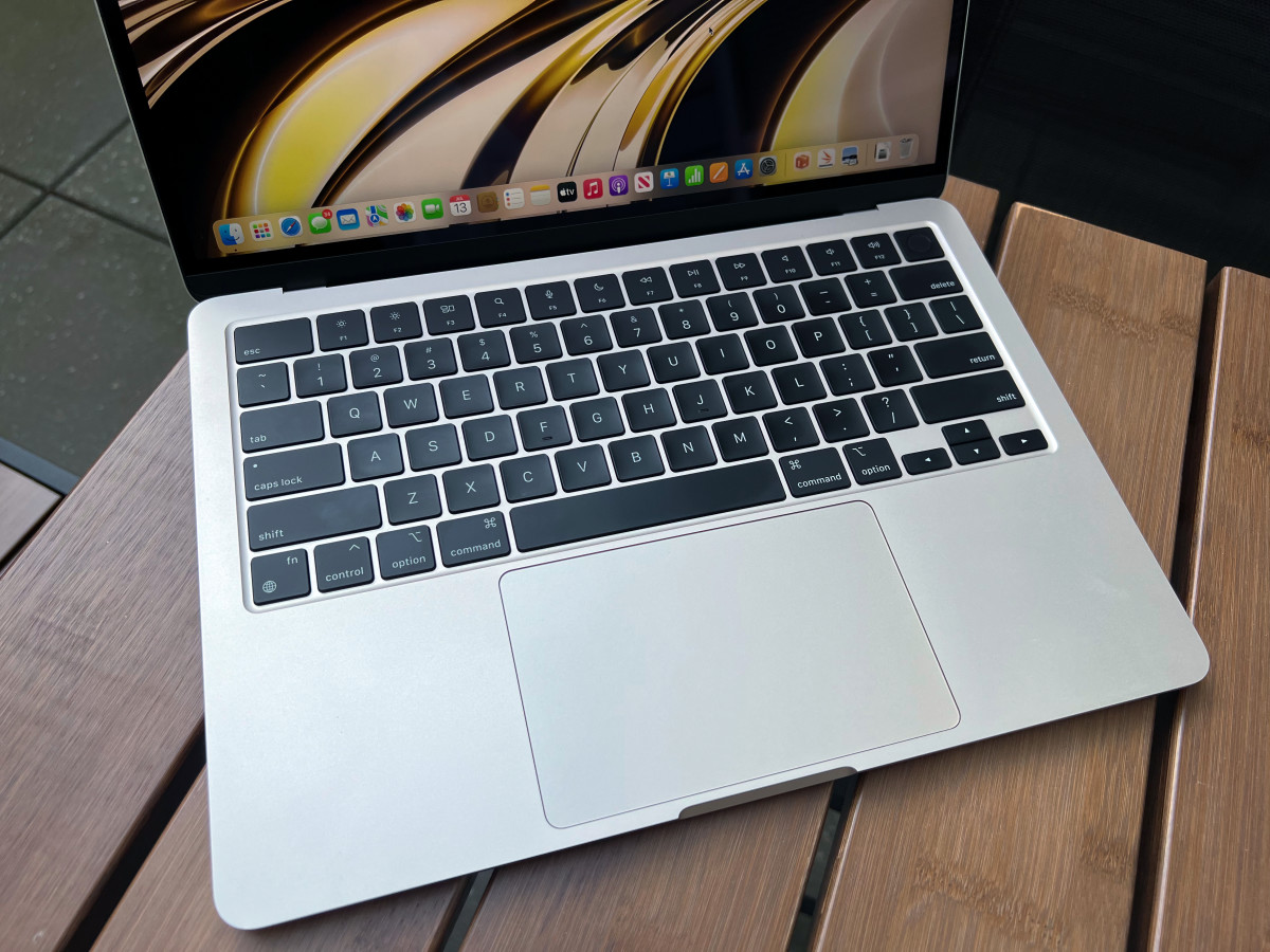 MacBook Air with M2 Review Modern Design + Modern Performance TheStreet