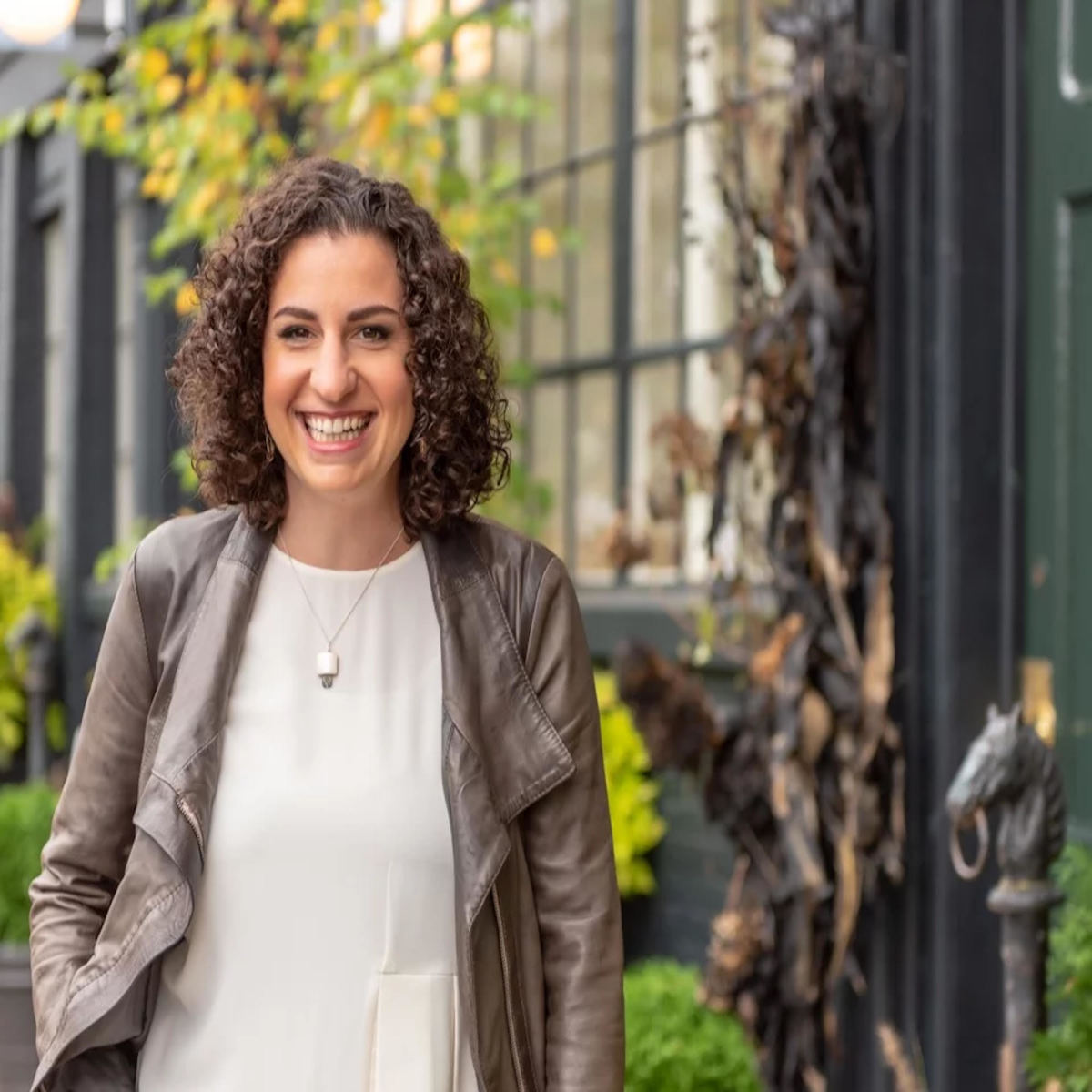 Marisa Rothstein, JD, CFP ® , launched Siena Private Wealth, a Member of Advisory Services Network, LLC to help clients achieve financial wellbeing through personalized financial planning and custom portfolio management.