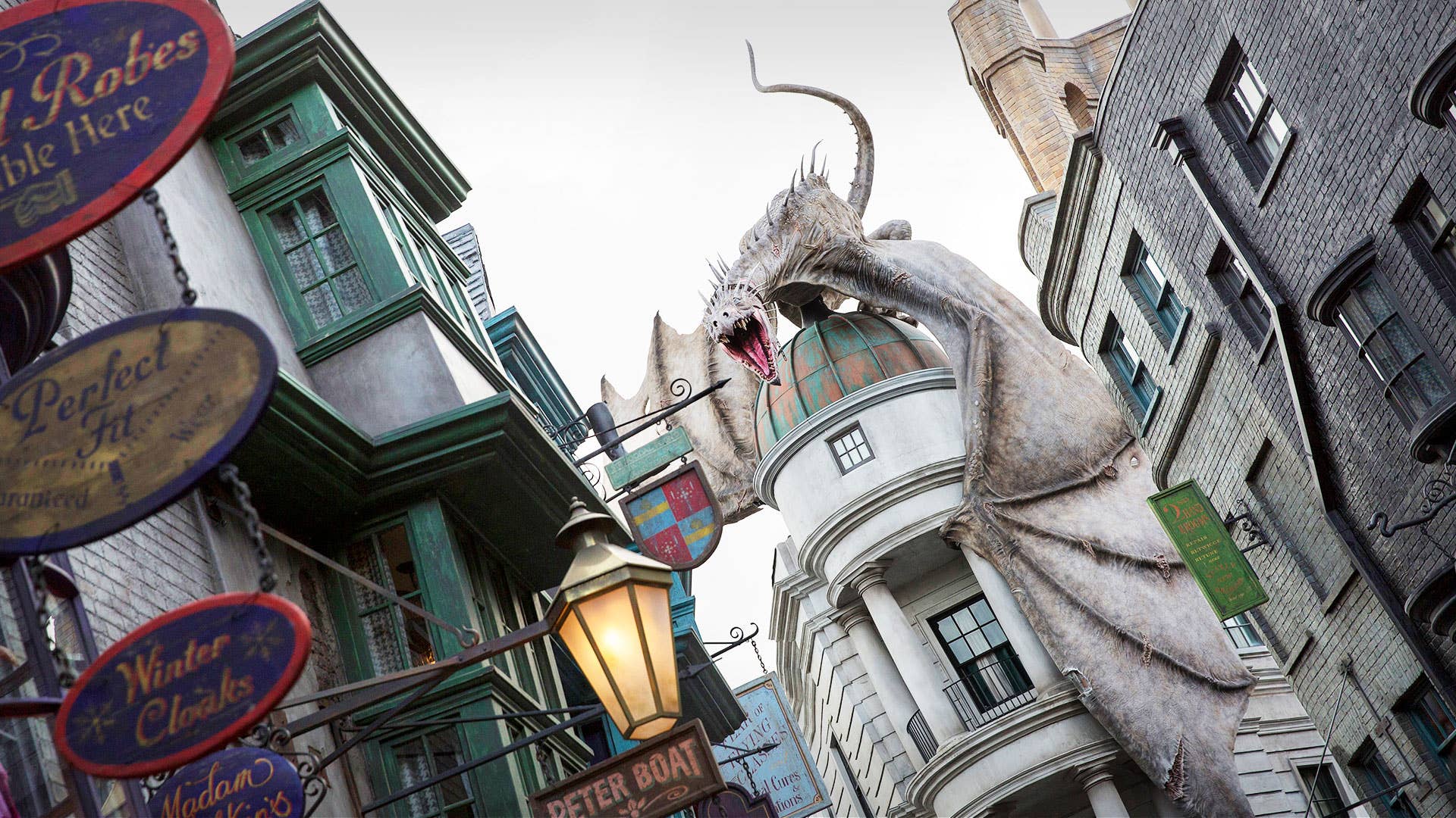 Harry Potter Star Sells New York City Condo to a Clothing Mogul - Vimarsana News