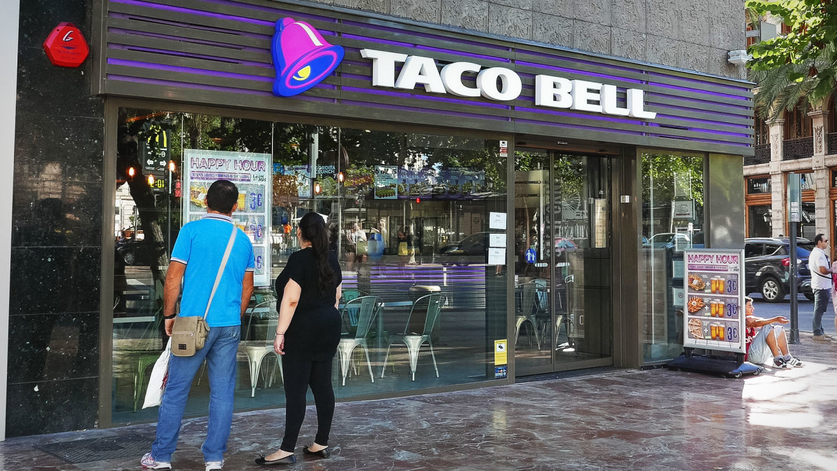 Taco Bell Delays Menu Return of Distinctive Fan Favourite