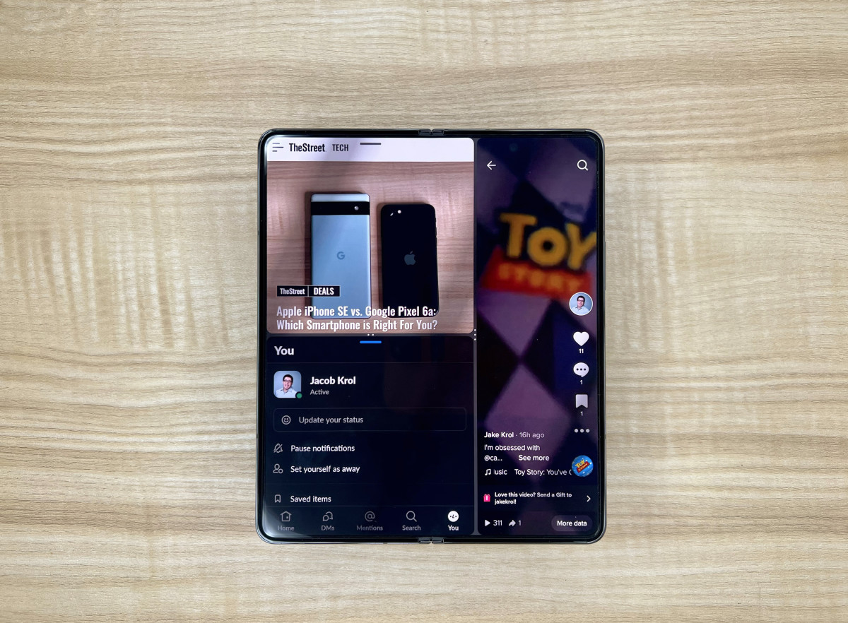 Samsung Galaxy Z Fold4 – Colors, Features & Reviews