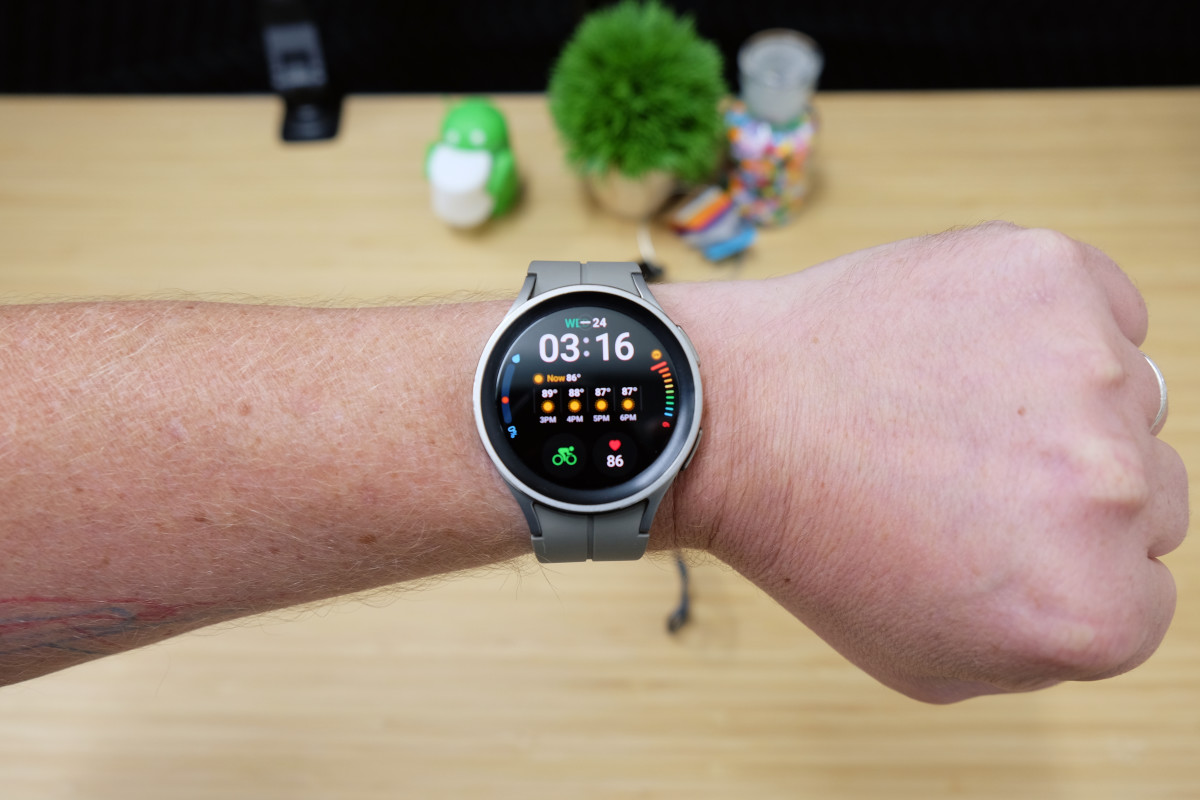 Samsung Galaxy Watch 5 And Watch 5 Pro Review Ticking Along Thestreet