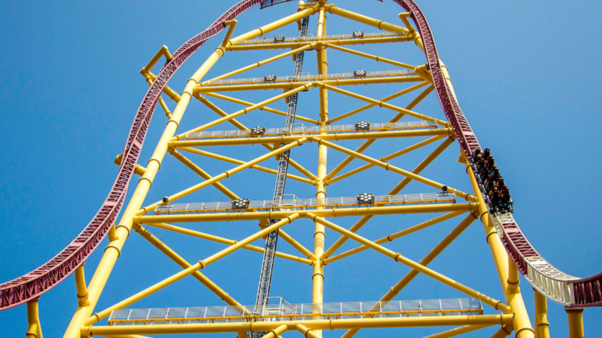 19 Thrilling Roller Coaster Facts 
