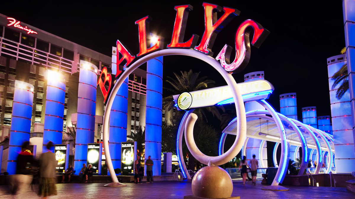 Caesars' Bally's Las Vegas rebranding to Horseshoe Las Vegas this