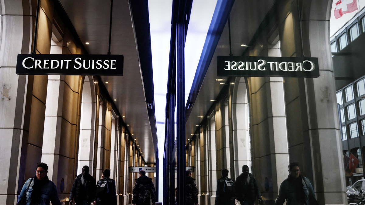 credit suisse 2 lead js 100322