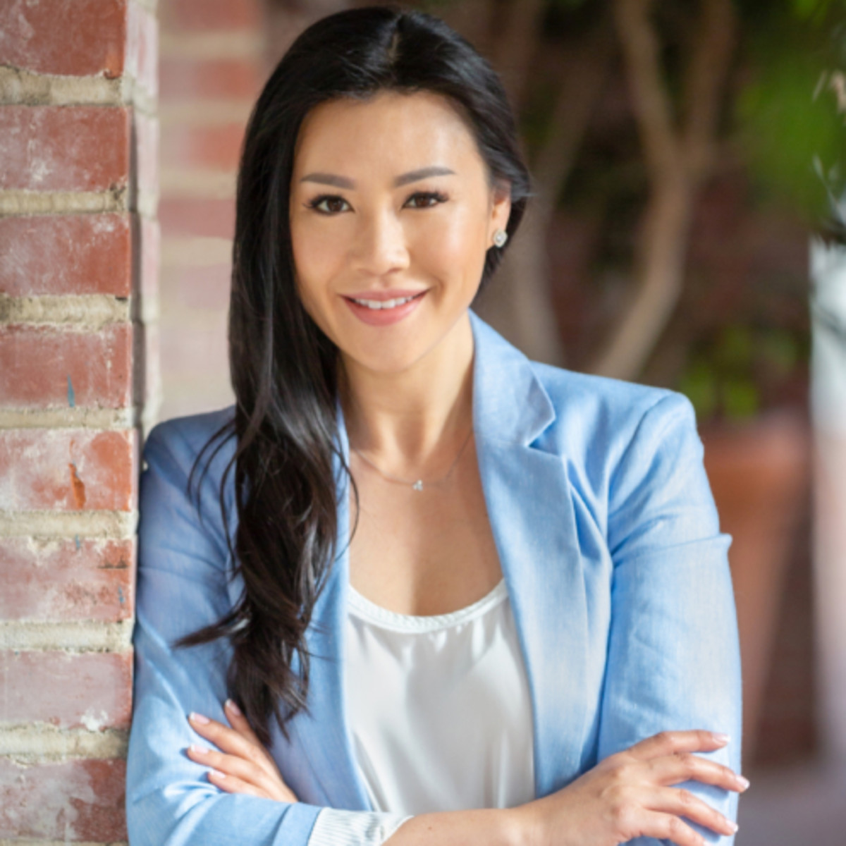 Sung’s investment portfolio of early-stage companies spans across sectors and geographies. Some of her notable investments include Pilotly, Nicolette, Gel-E, Bakkt, and Robinhood