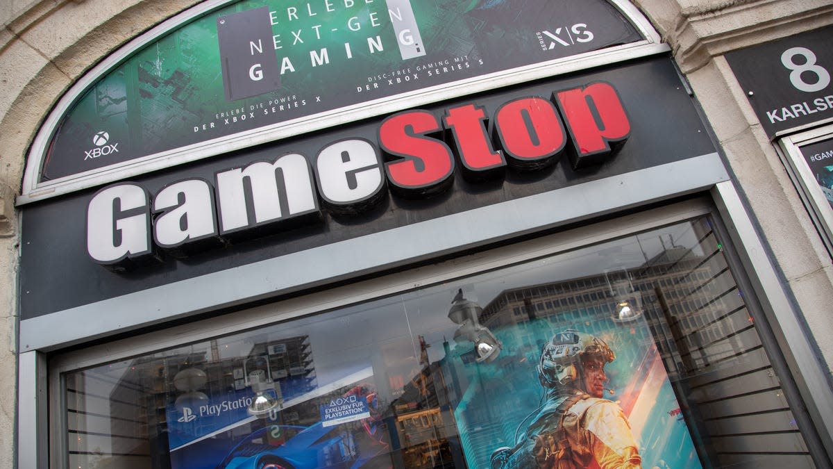 Figure 1: GameStop's Q3 Earnings Review: Look on the Bright Side