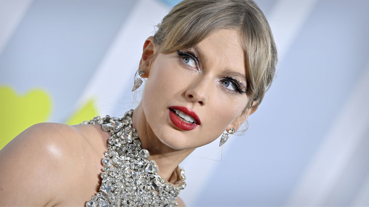 FTX, Crypto Collapse Costs Taylor Swift a Huge Payday - TheStreet