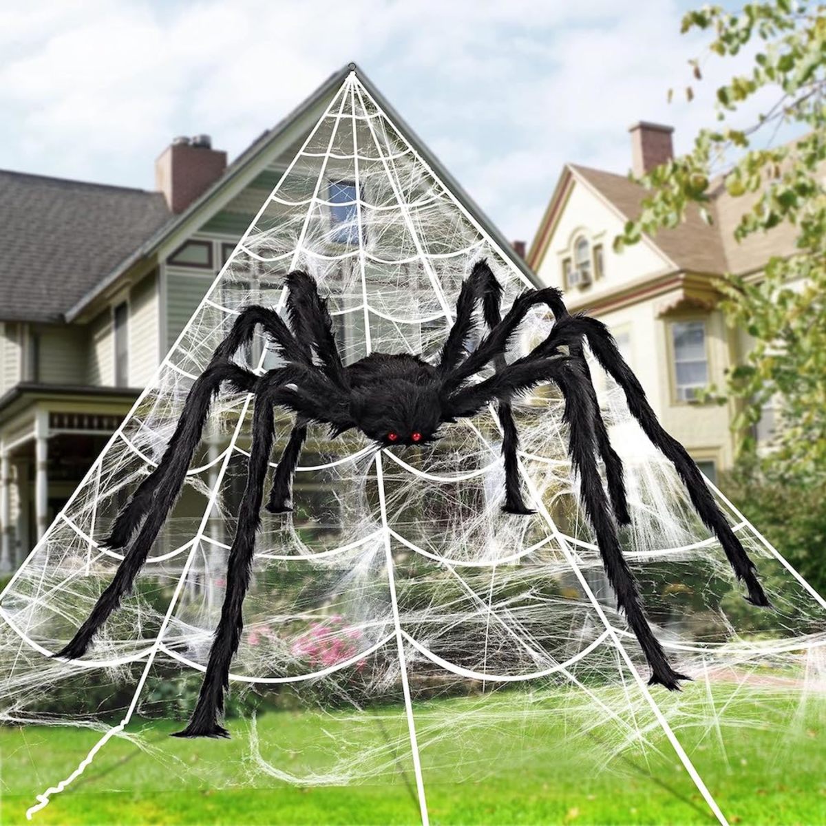 The best outdoor Halloween decorations are on sale on Amazon ...