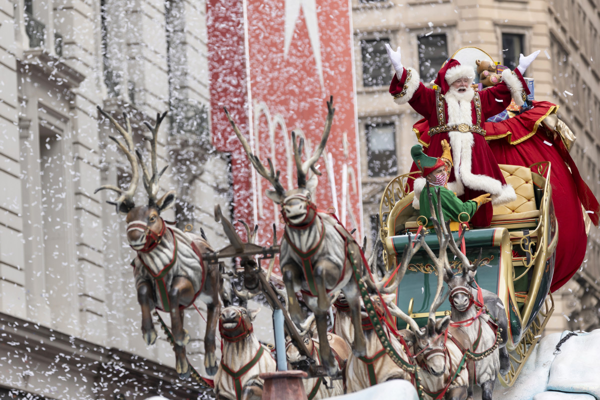 Griffin thanksgiving christmas parade