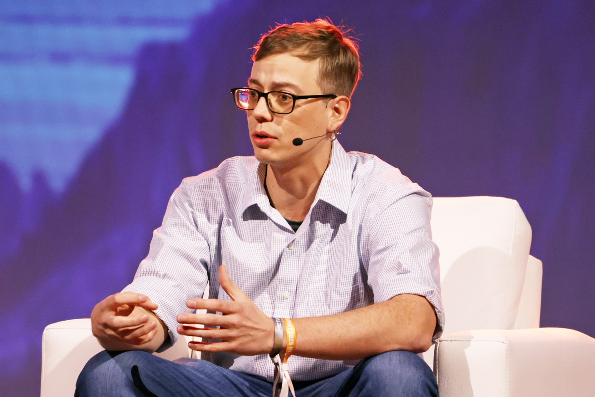 Popular North American company shuts down Bitcoin mining operations for AI  - TheStreet Crypto: Bitcoin and cryptocurrency news, advice, analysis and  more