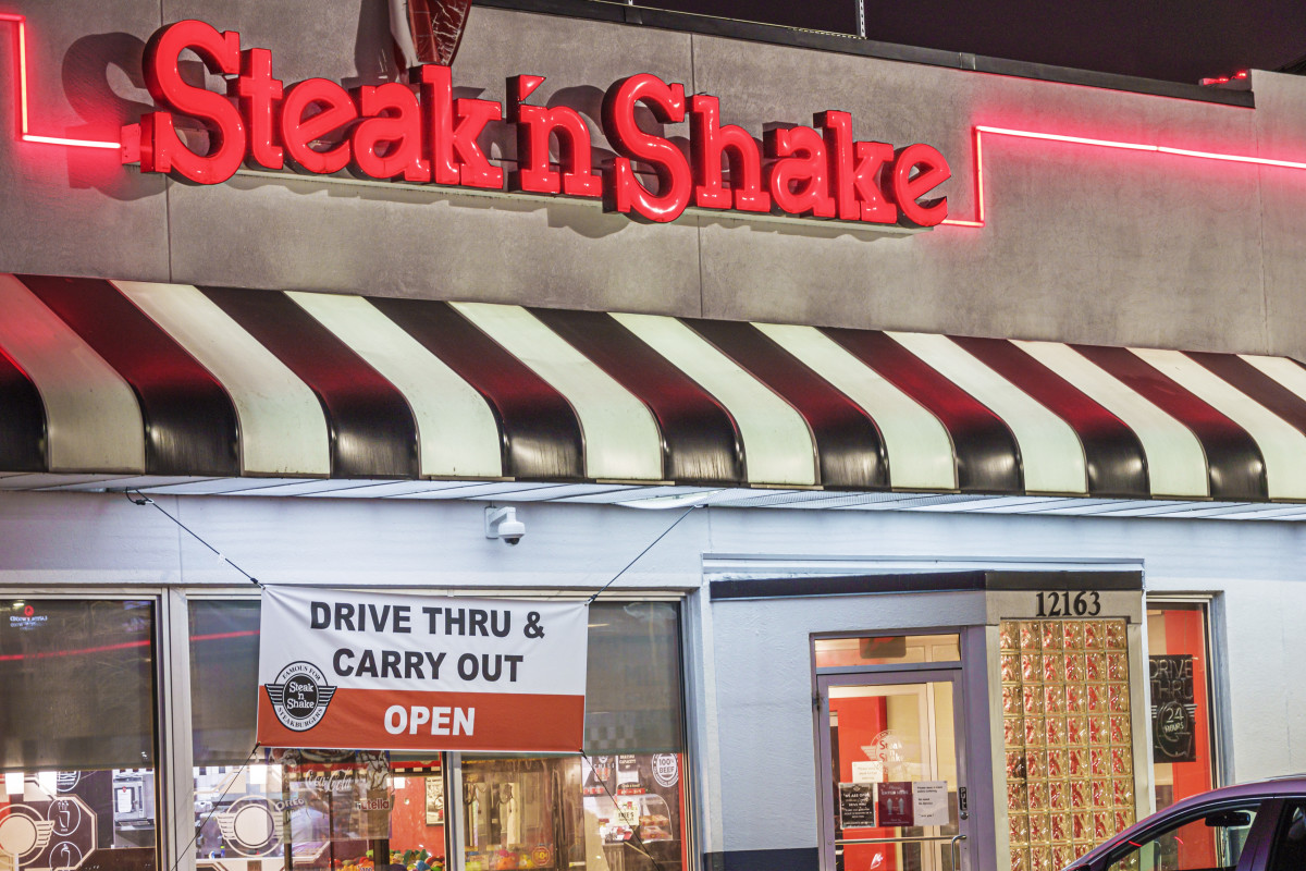 91-year-old burger chain makes major announcement amid market surge -  TheStreet Crypto: Bitcoin and cryptocurrency news, advice, analysis and more