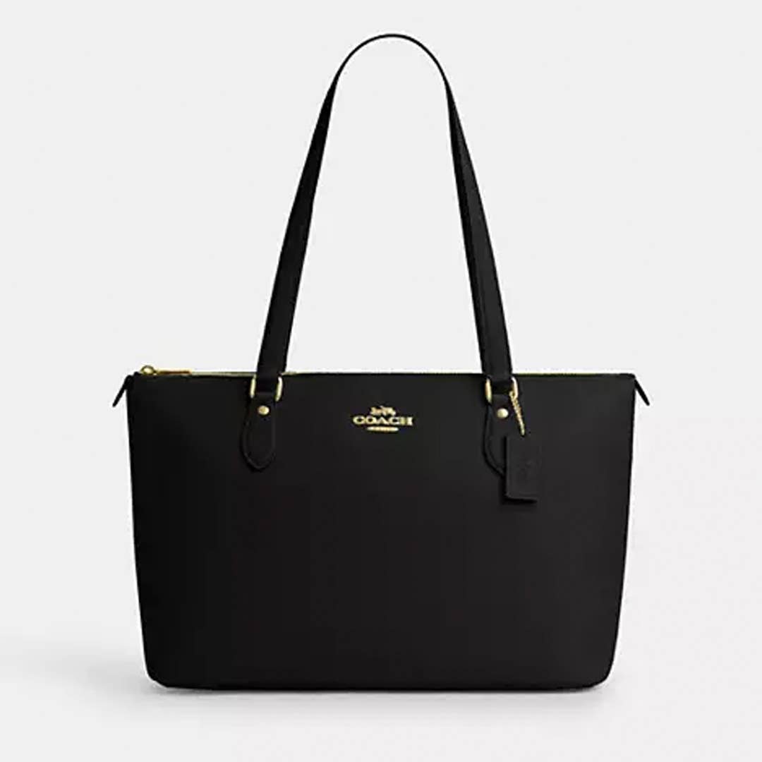Coach Outlet is selling a $378 tote bag for only $149 - TheStreet