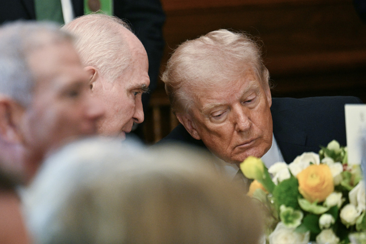 Trump's Mar-a-Lago gala on Apr. 12 could clash with correspondents’ dinner cover image