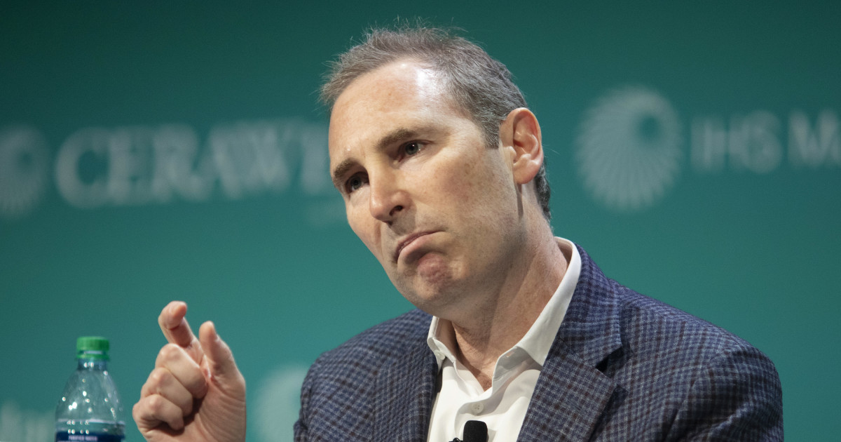 Amazon delivers Seattle purge ahead of earnings - thestreet.com