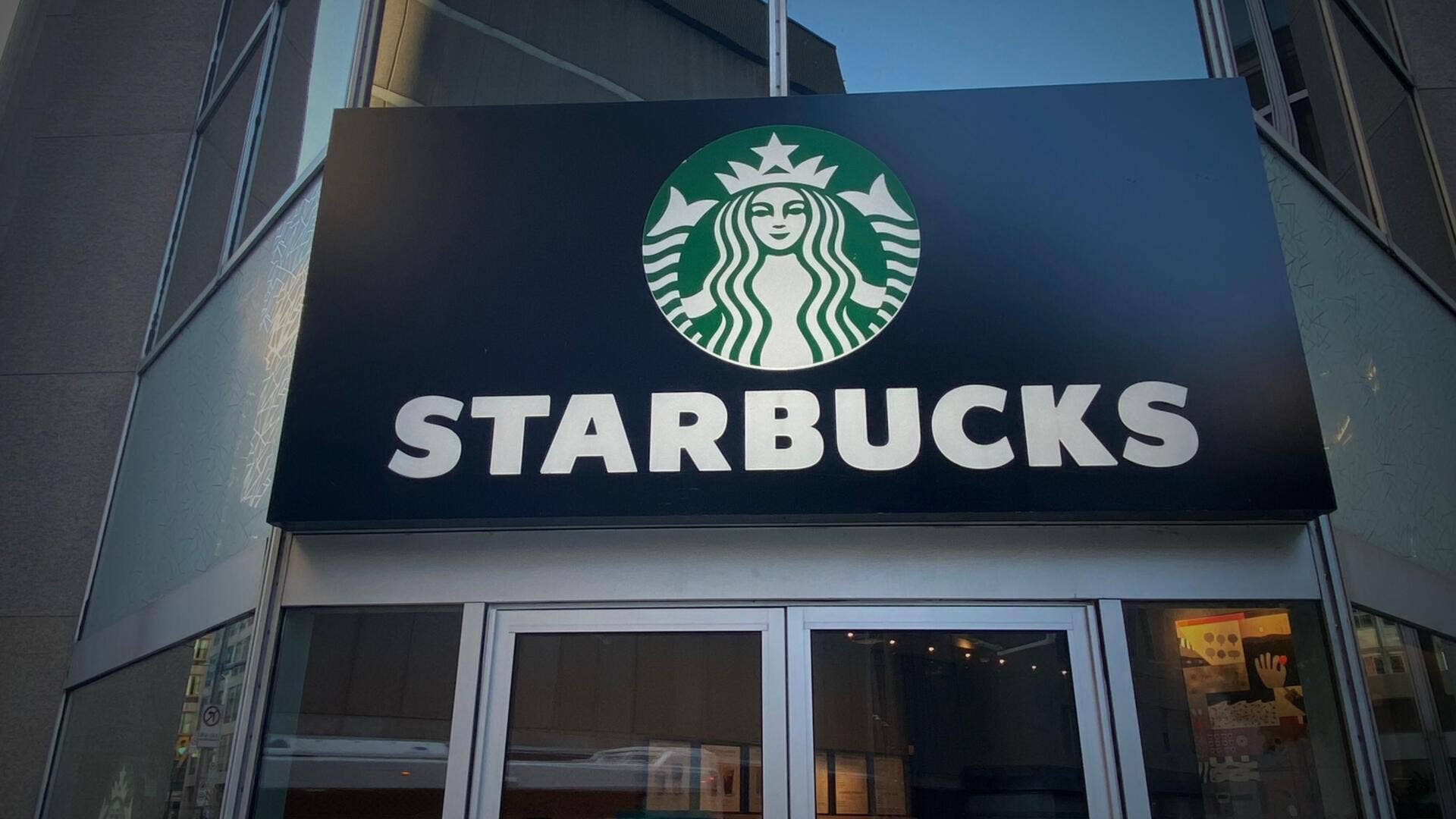 How much to invest in Starbucks stock for $1,000 in annual dividends ...