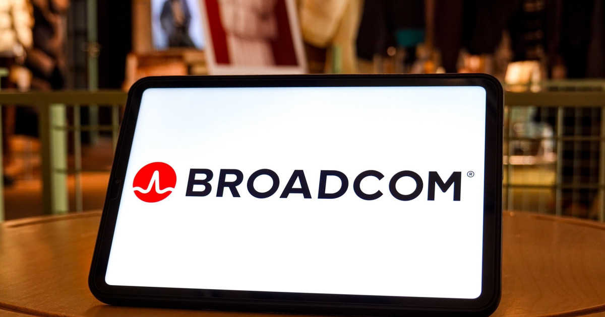 Broadcom could sustain its eye-popping 2026 dividend hike | AVGO