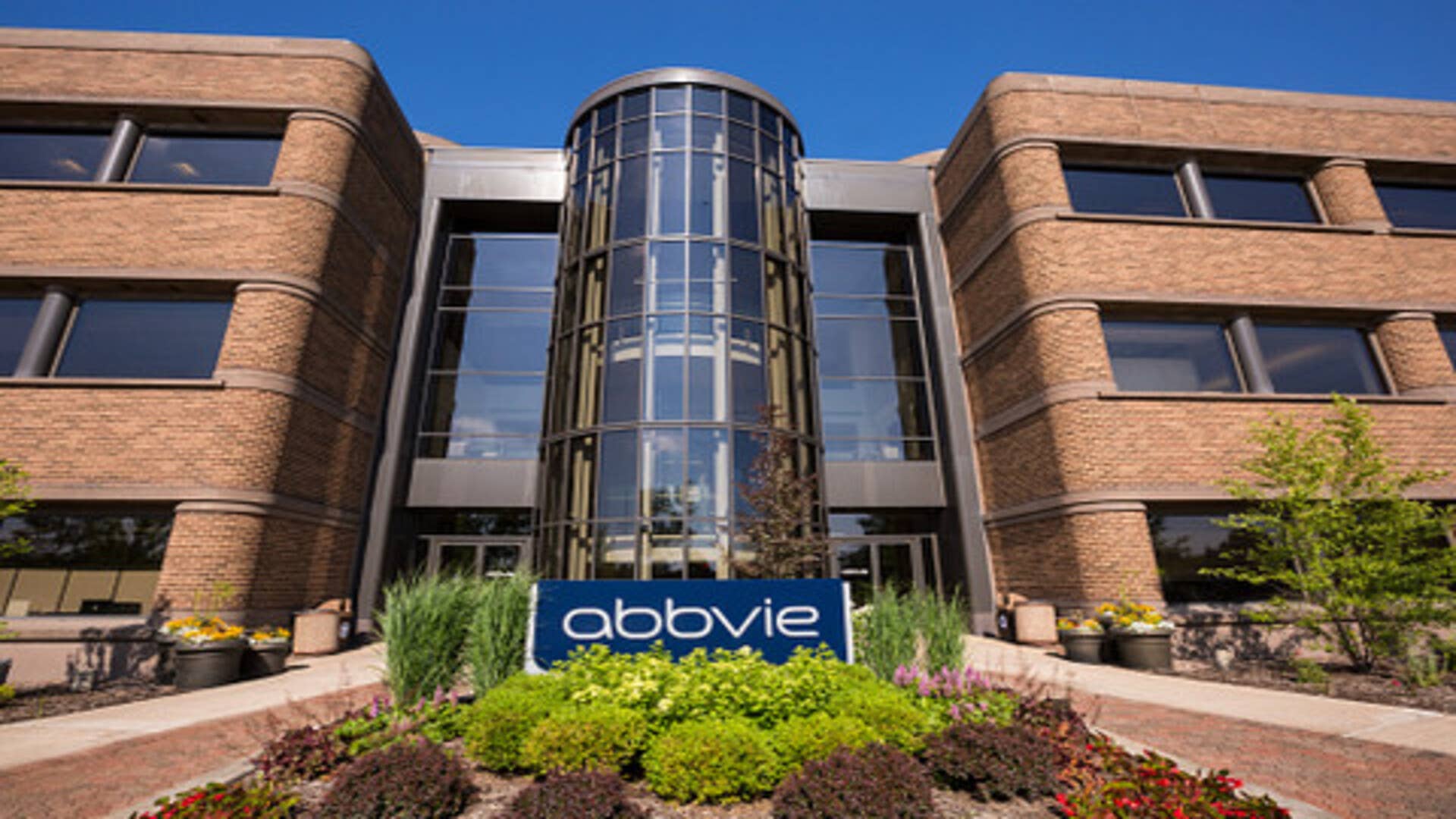 AbbVie makes $380 million 'made in the U.S.' move