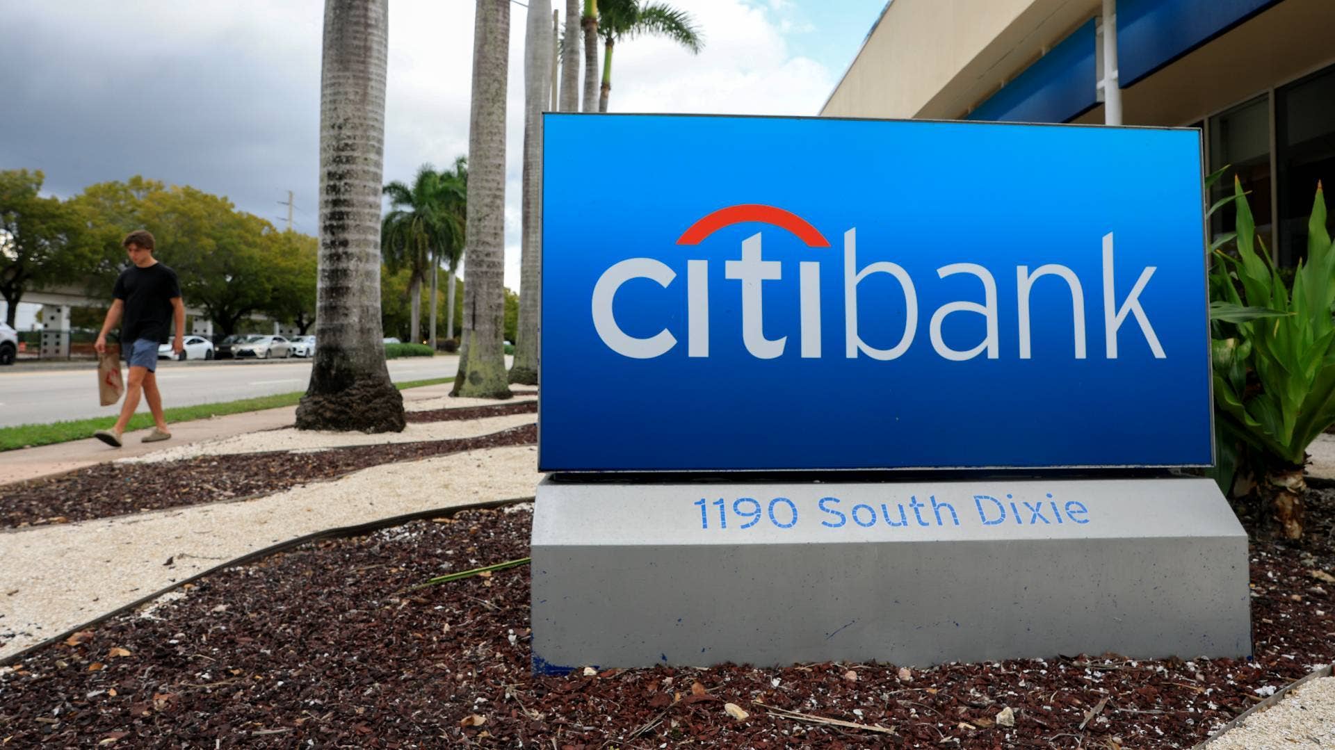 Citigroup holds firm on S&P 500 target despite Iran tensions