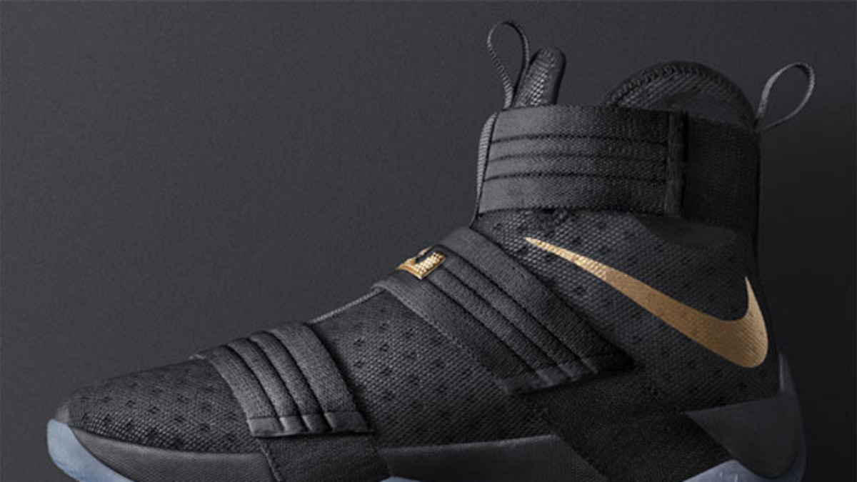 nike lebron champion