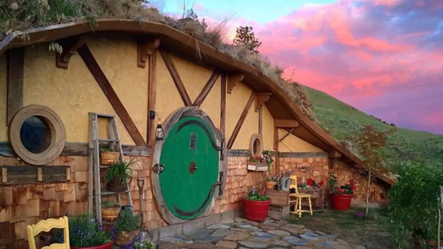 Airbnb Enters the Cheap Travel Arms Race - TheStreet