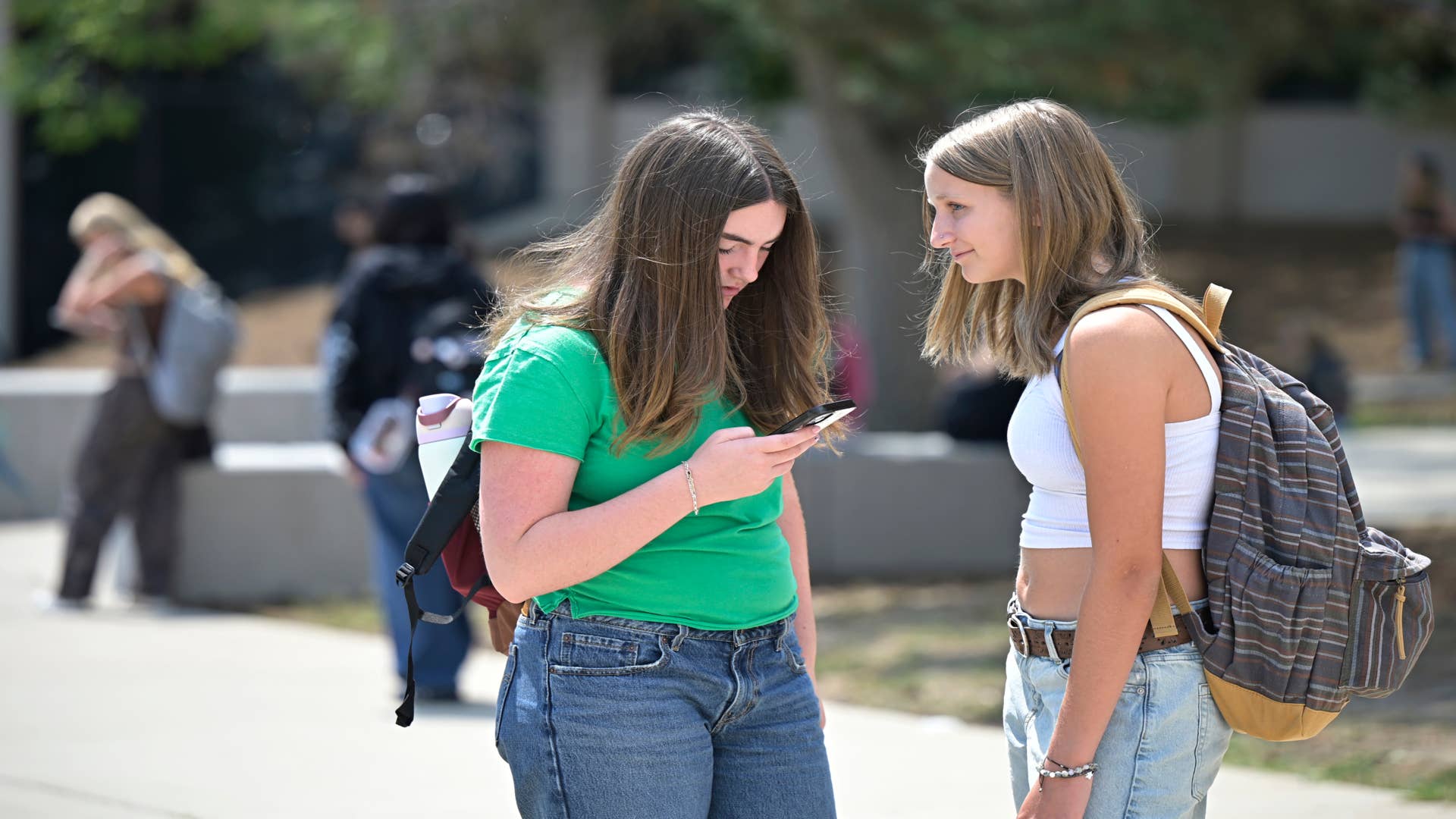 Schwab just launched a brokerage account for teenagers