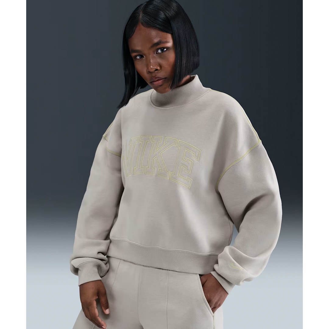 high neck sweatshirt nike