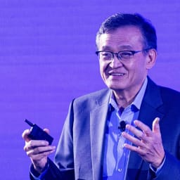 Intel makes major fab decision amid uncertainty