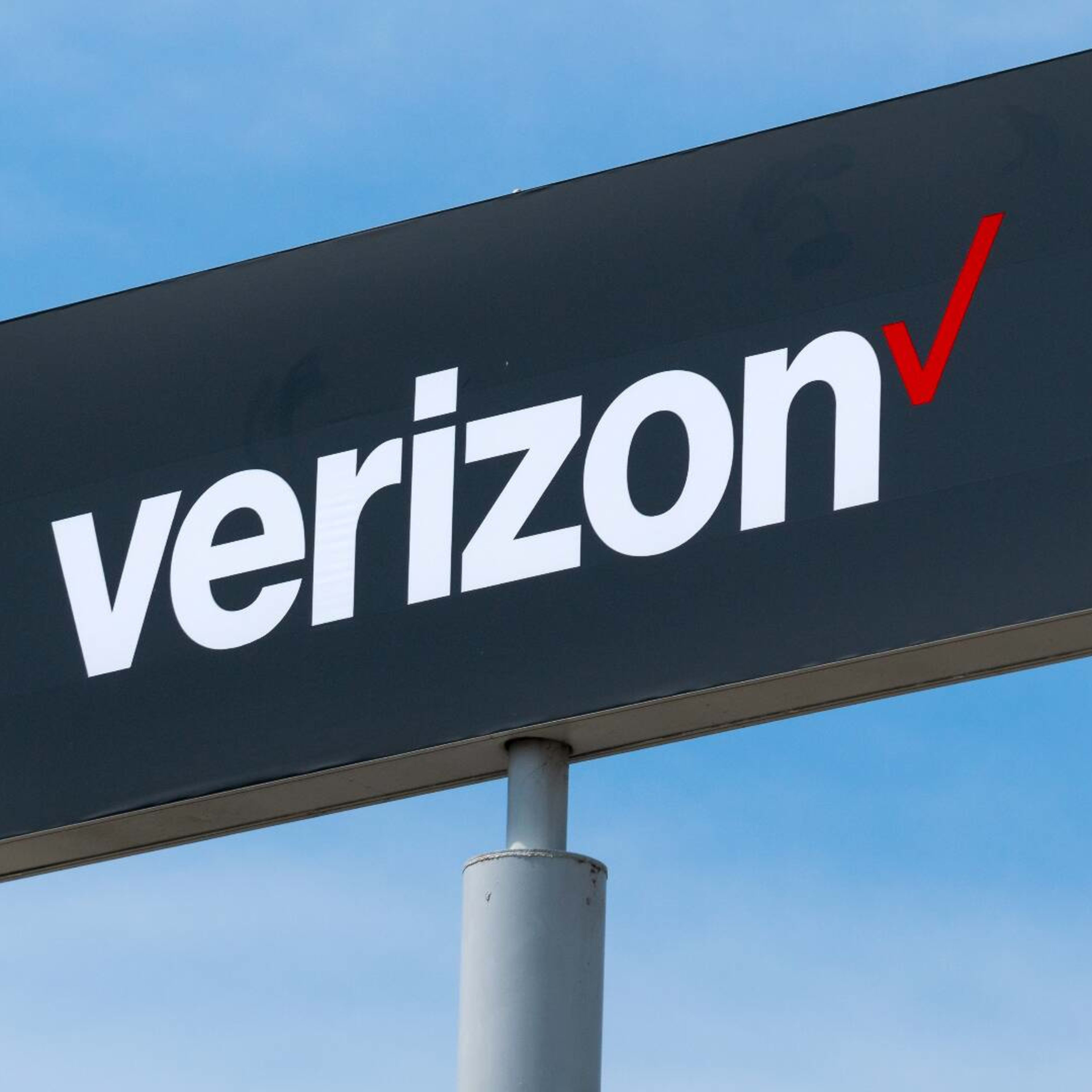 Verizon CEO hopes drastic changes will win back angry customers