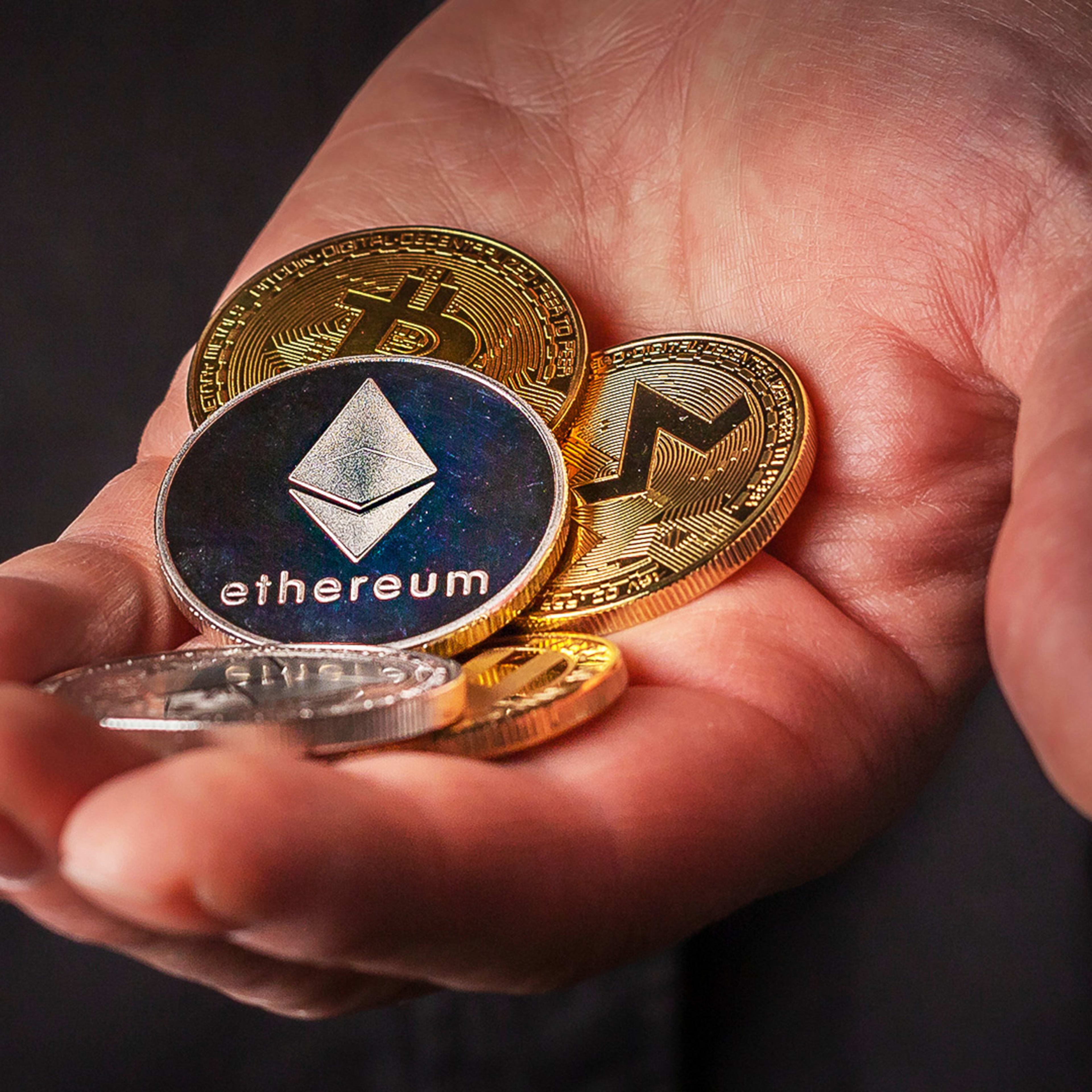 Crypto Price Check: Picking Up the Pieces After FTX Collapse - TheStreet  Crypto: Bitcoin and cryptocurrency news, advice, analysis and more