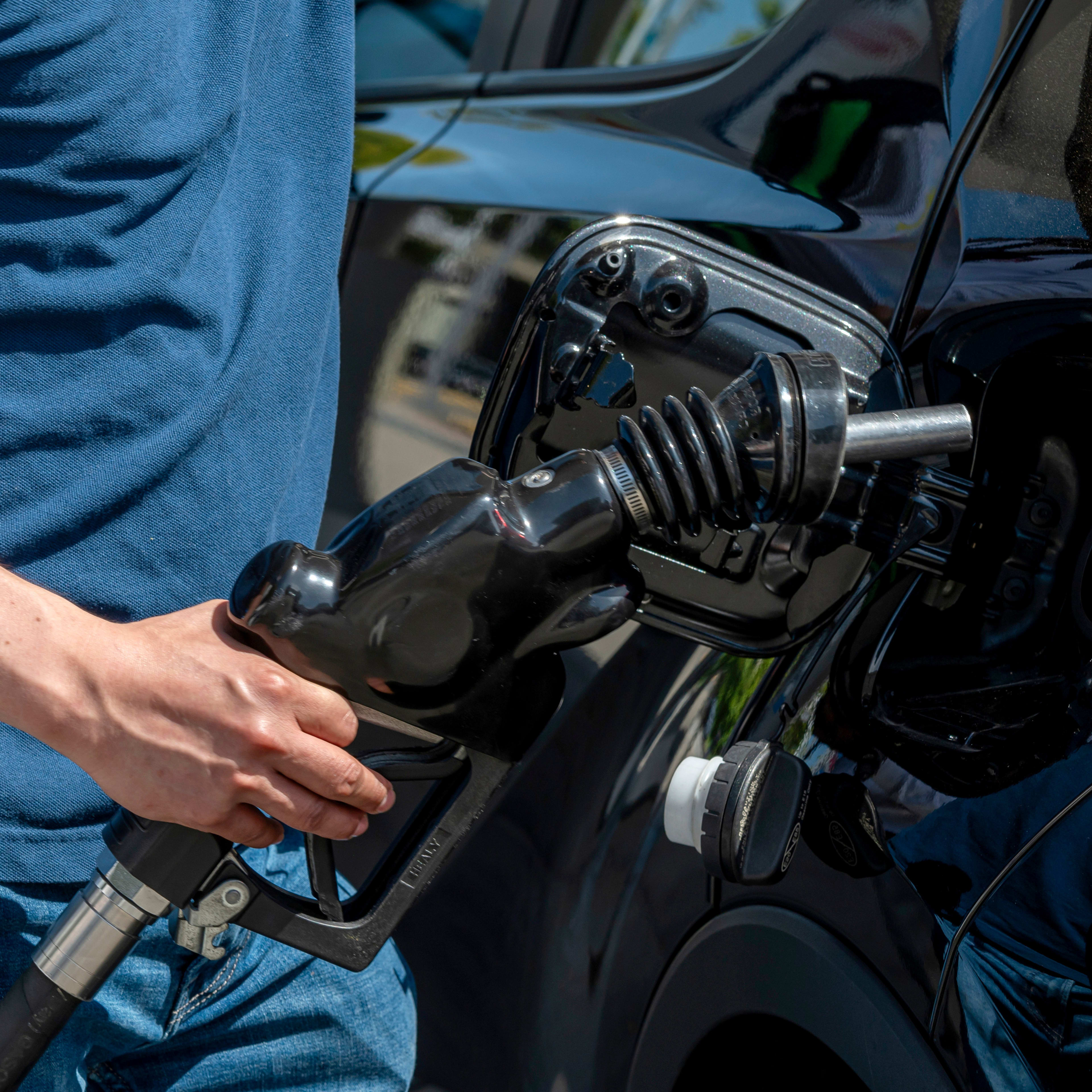 Analyst who correctly predicted 2024 gasoline prices unveils 2025 forecast  - TheStreet
